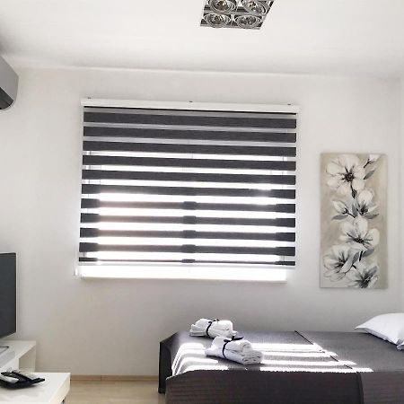 Kaštela Apartments Robert מראה חיצוני תמונה