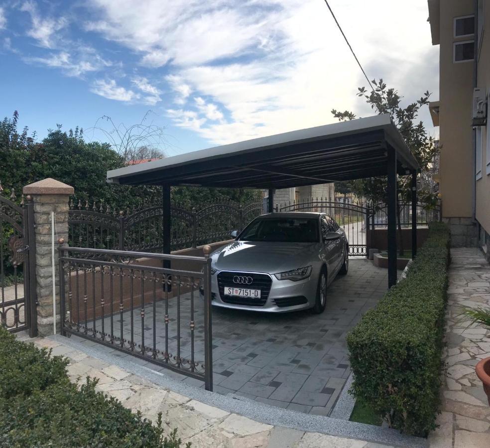 Kaštela Apartments Robert מראה חיצוני תמונה