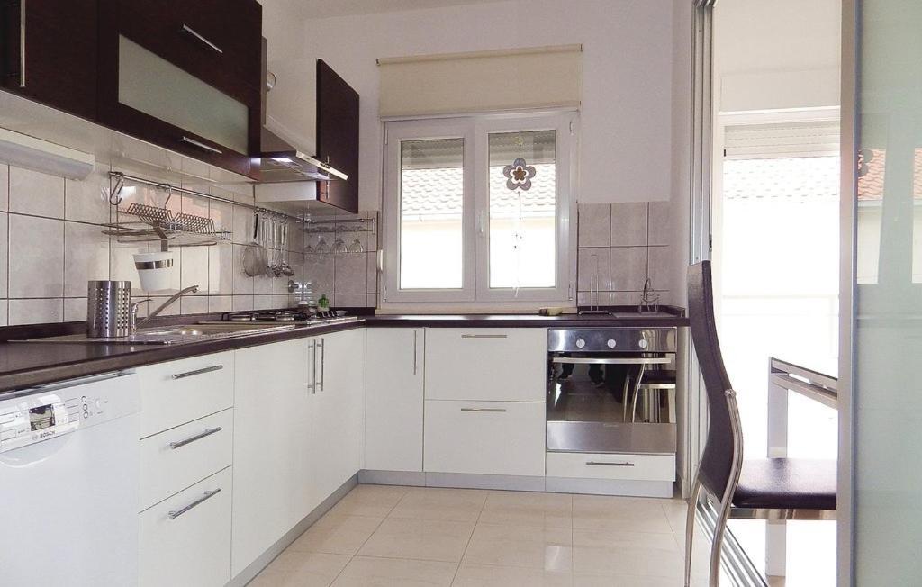 Kaštela Apartments Robert מראה חיצוני תמונה